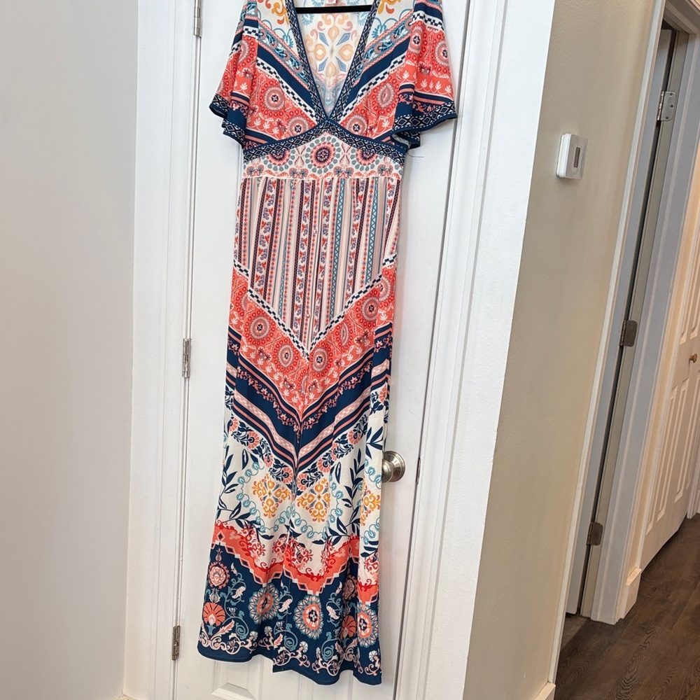Flying Tomato colorful boho
V-neck maxi dress